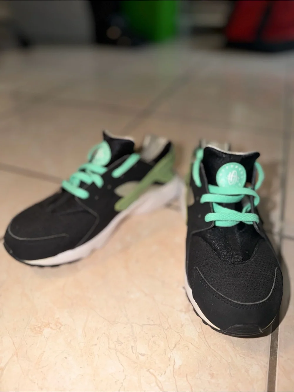 Nike Kids Black Sneakers with Mint Green Details - Casual Athletic Shoes